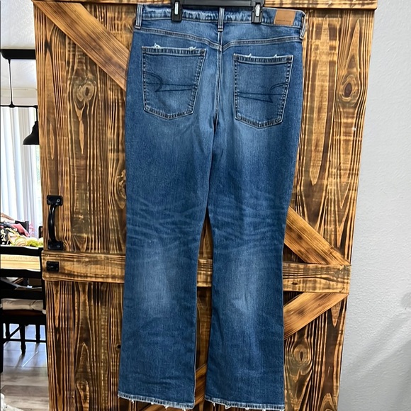 American Eagle Distressed Blue Jeans - Picture 2 of 6